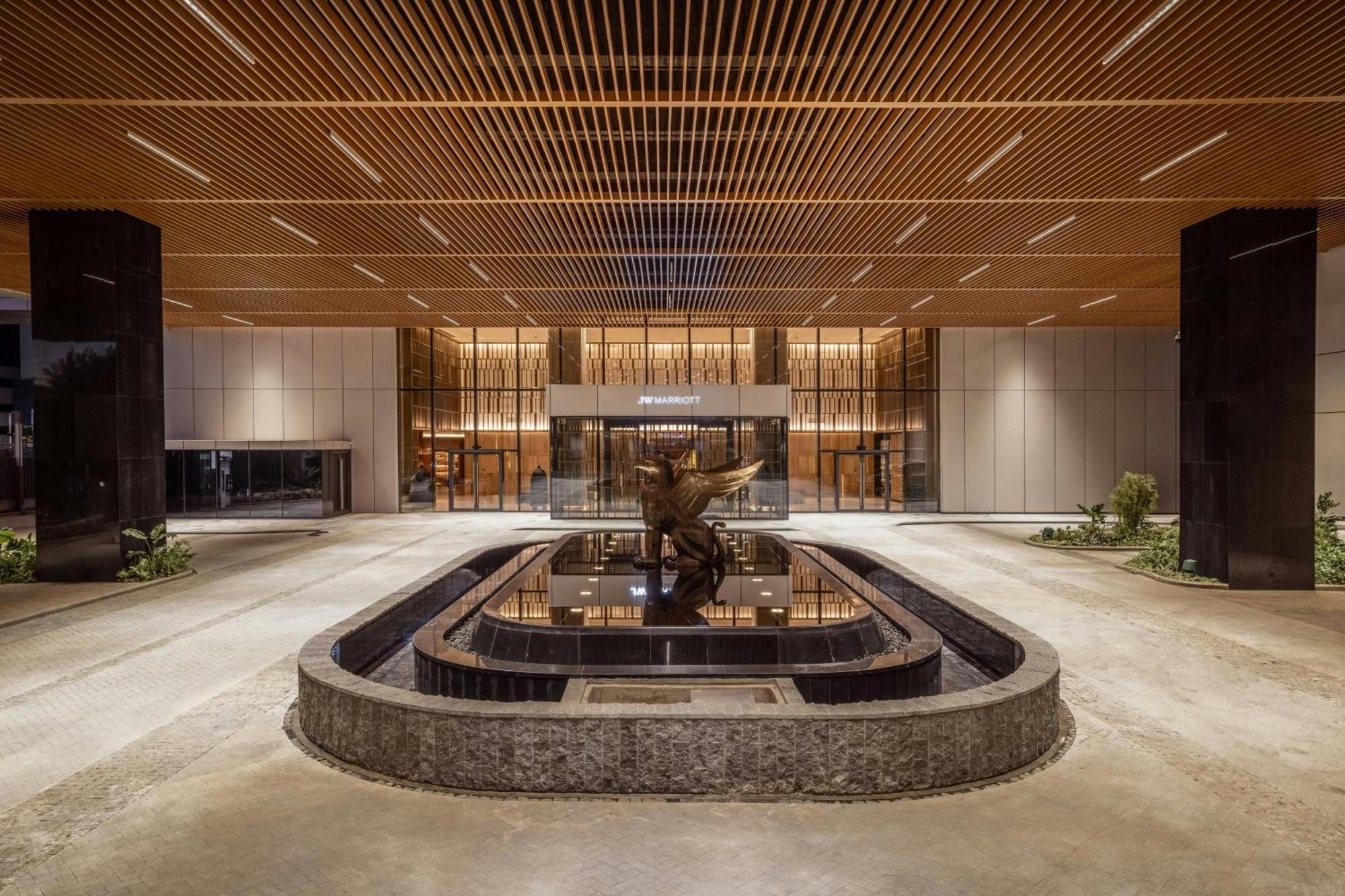 Jw Marriott Hotel Nairobi Exterior photo